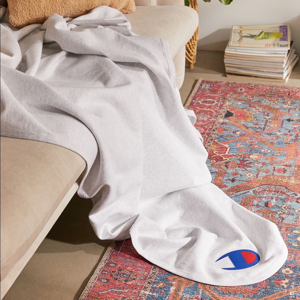 Champion- Reverse Weave Stadium Blanket